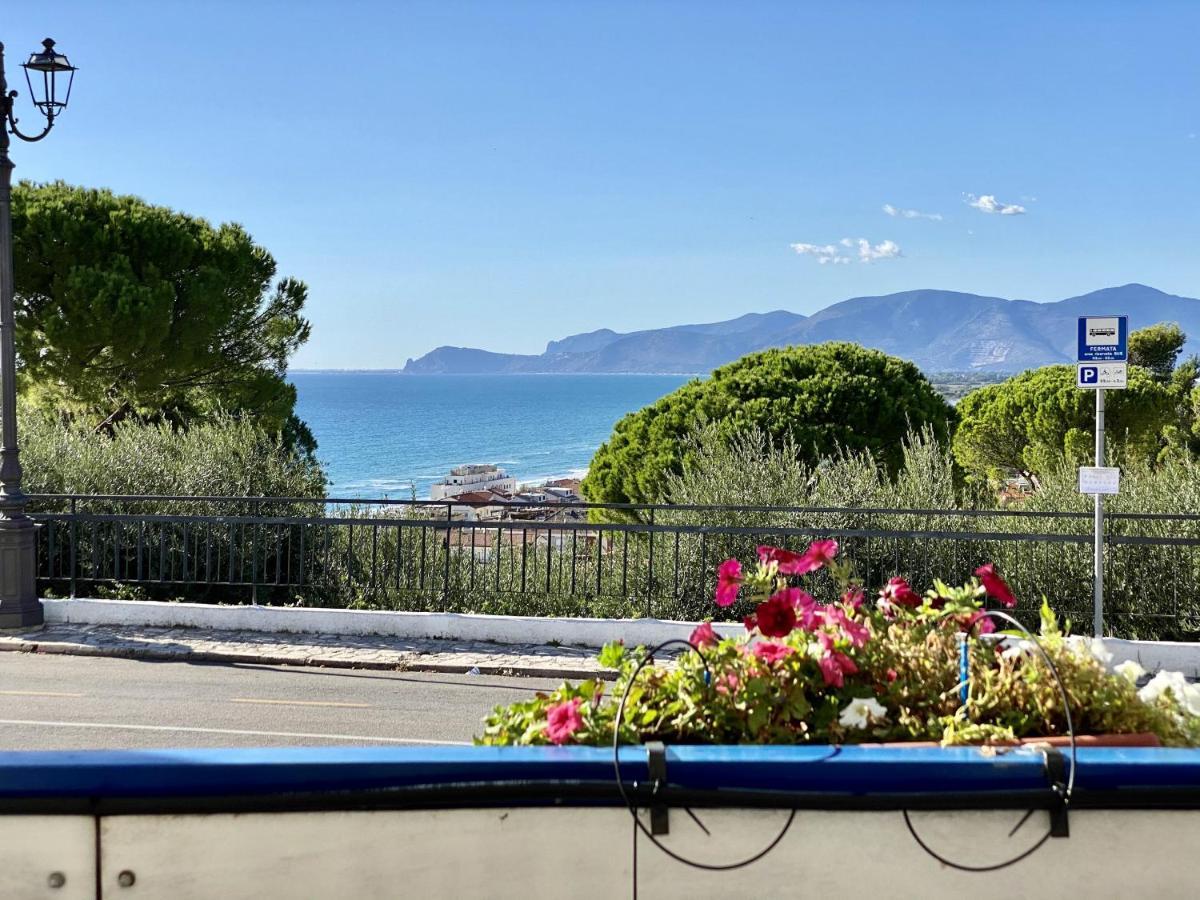 Holidaycasa Mike - Con terrazzo vista mare Sperlonga Esterno foto